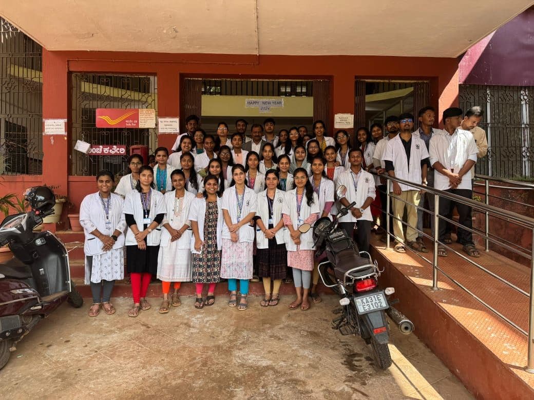 Agada Tantra students on an academic visit (2)
