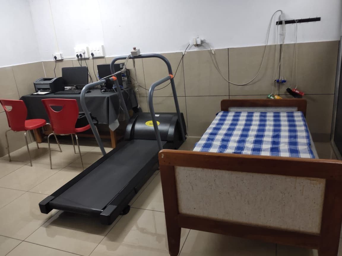 Laboratory equipment (6)